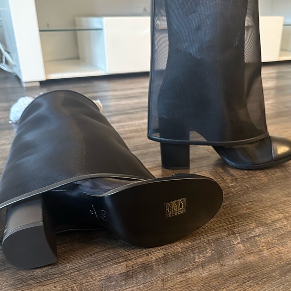 Chanel size 41 - Picture 2 of 2